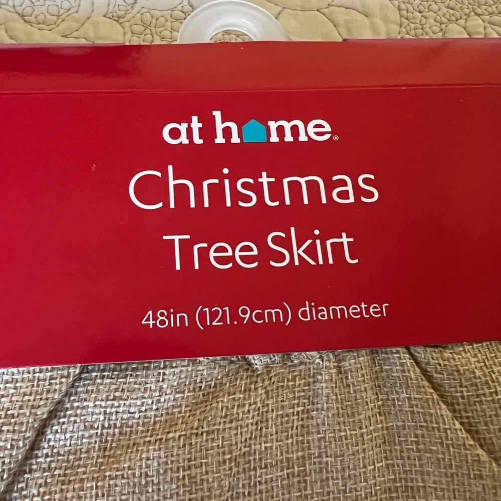 Standard Christmas Tree Skirt Iconic Red Truck 48